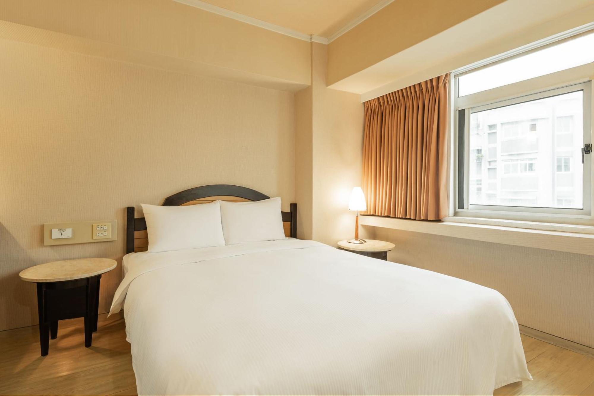 Kindness Hotel Weiwuying Kaohsiung Kamer foto
