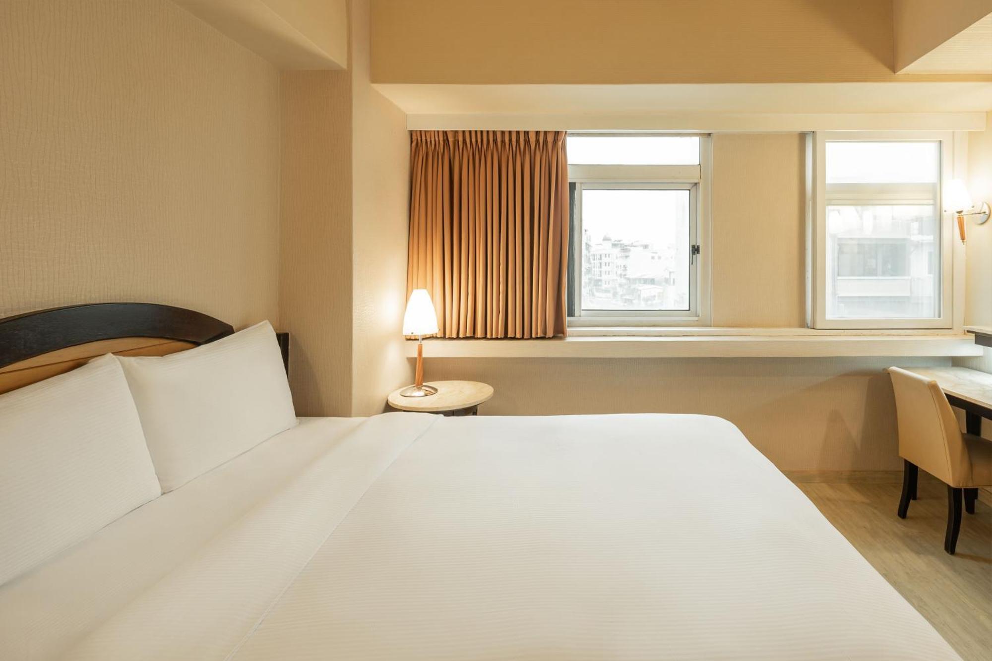 Kindness Hotel Weiwuying Kaohsiung Kamer foto